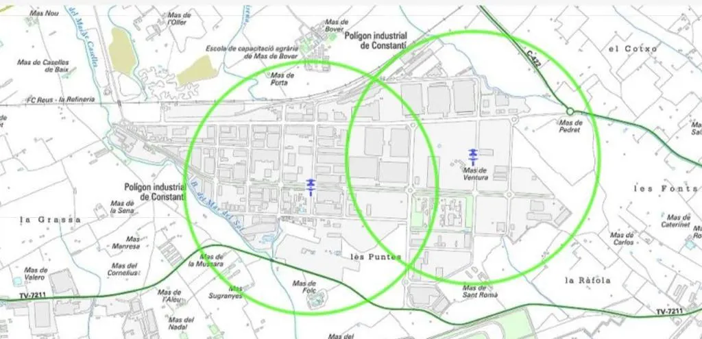 Sonen les sirenes i s'activa l'emergència del PLASEQTA per un incendi a la indústria de sofre i fertilitzants AFEPASA