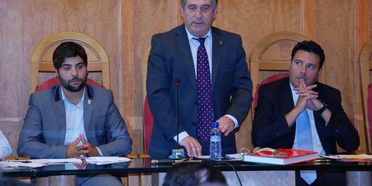 La jornada electoral arranca amb normalitat, tret d’una incidència al col·legi del Calisay