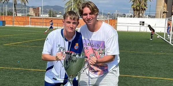 Diego Mariscal es proclama campió del Torneig de Sant Gabriel amb el Cadet ‘B’ de l’Espanyol