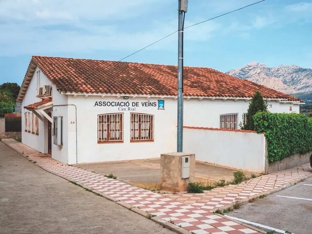 Els veïns de Can Rial avalen que l’Ajuntament assumeixi la titularitat del local de l’associació
