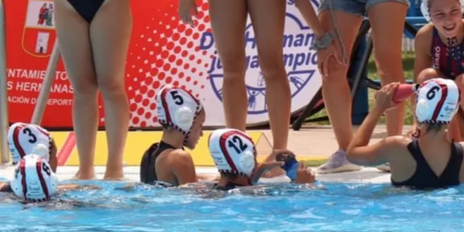 Una waterpolista d'Arenys de Munt ha quedat subcampiona d'Espanya