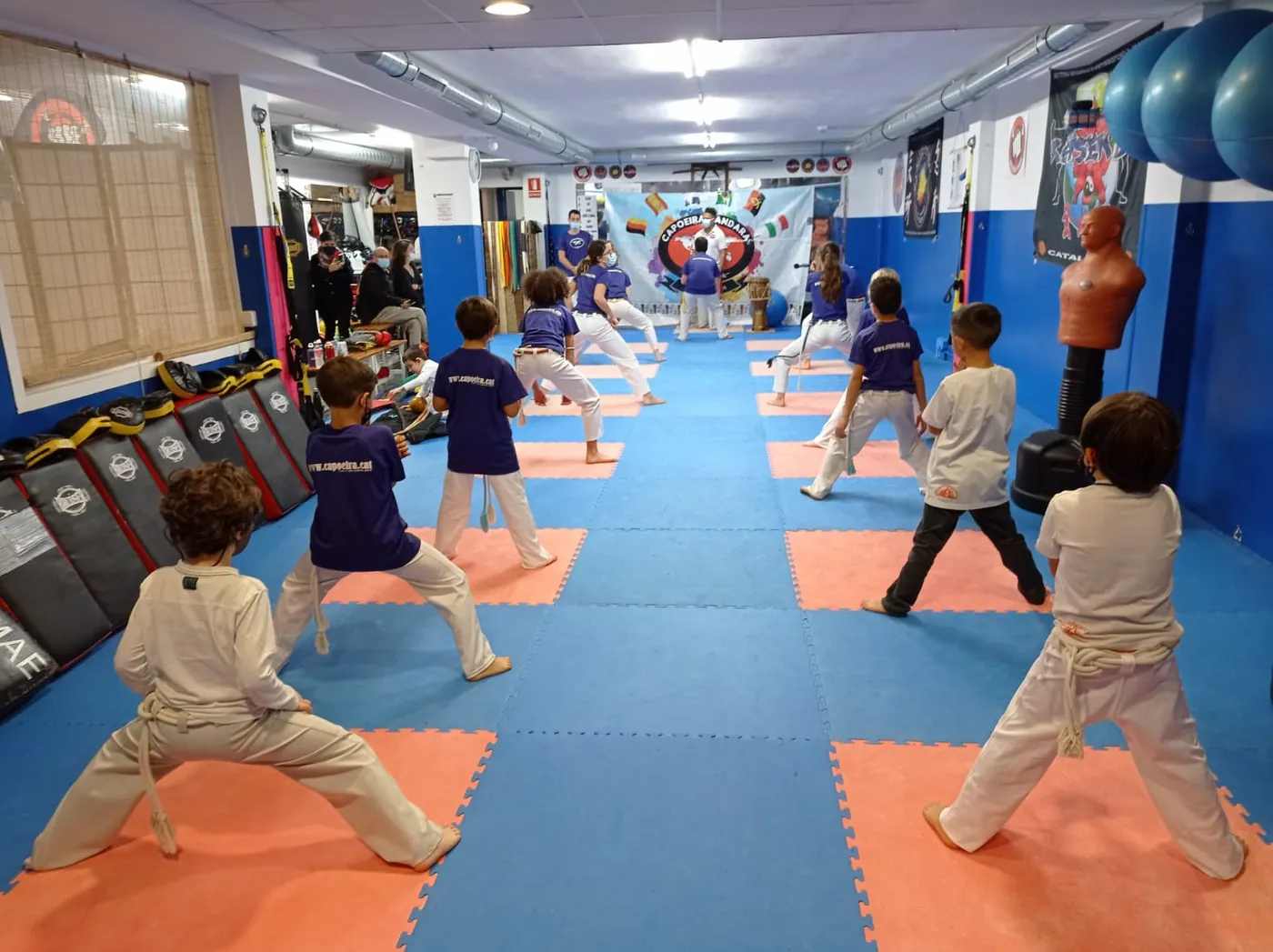 Oberta la inscripció per a classes de capoeira mandara