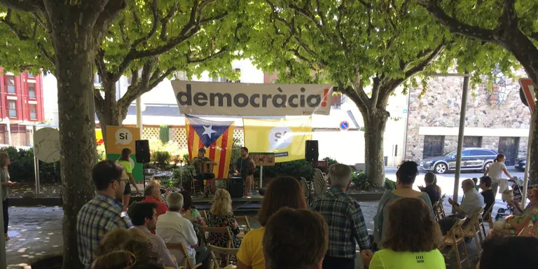 Josep M. Forné i Àngels Folch defensen que el referèndum de l'1-O serà "legal i legítim"