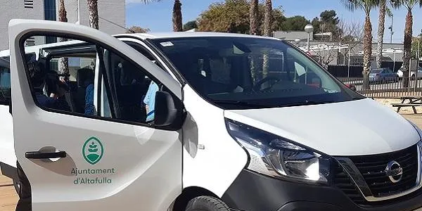 El servei de transport municipal per a la gent gran d’Altafulla torna a la normalitat