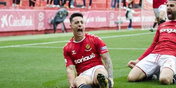 El Nàstic recupera el somriure a costa del Barça B (1-0)