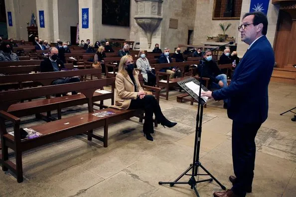 Tret de sortida a la Setmana Santa vallenca amb la presentació de l’opuscle