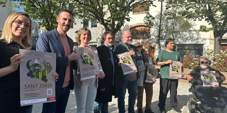 Caldes presenta les activitats de Sant Jordi, Ràdio Caldes surt al carrer per a l’ocasió