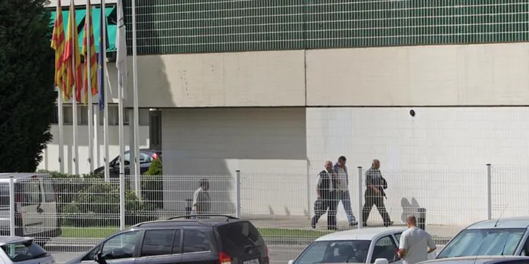 El comitè d'empresa de Delphi, descontent amb la direcció perquè no hi ha pla de reindustrialització