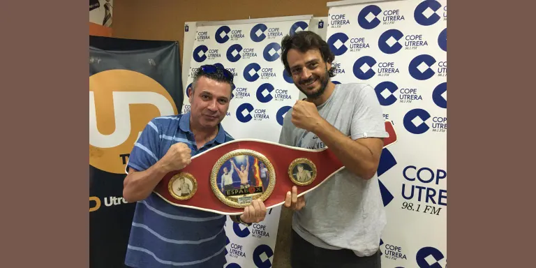 El 'Lobo de Utrera' ruge en las ondas de COPE Utrera (98.1 FM)