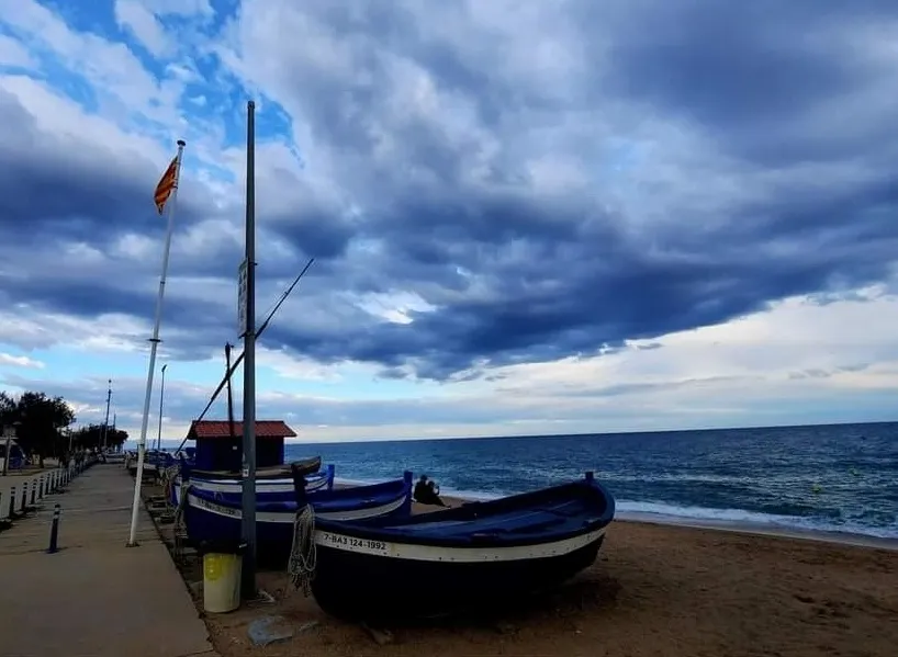 Matí de sol i tarda amb nuvolades