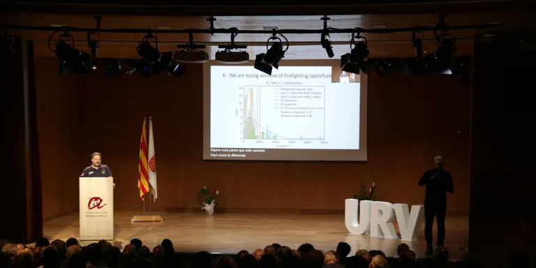 Marc Castellnou, cap dels GRAF, inaugura el curs a la URV: "El món és una oportunitat, no escolteu qui us vol atemorir"