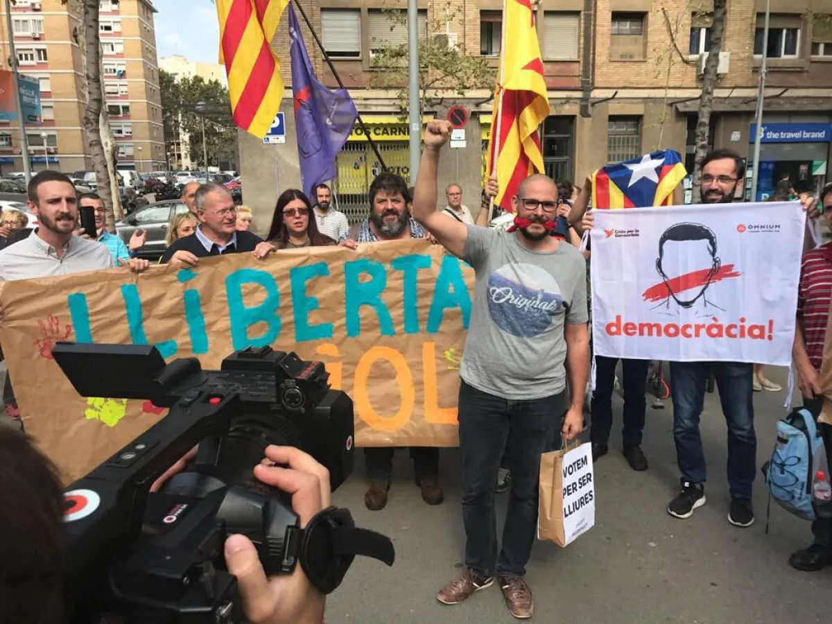 El calderí Oriol Ferràndez, encausat per participar a l’1 d’Octubre, es va assabentar per casualitat que feia mig any que el seu cas estava arxivat