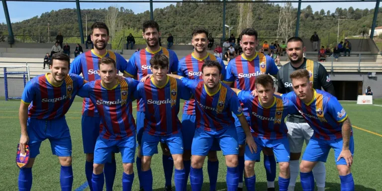 El CF Caldes apallissa el Lloret, quart classificat, i fa un pas de gegant en la cursa per la permanència (6-2)