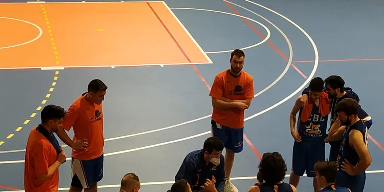 El CB Cambrils guanya per un clar 98-62 a l’AE Vendrell