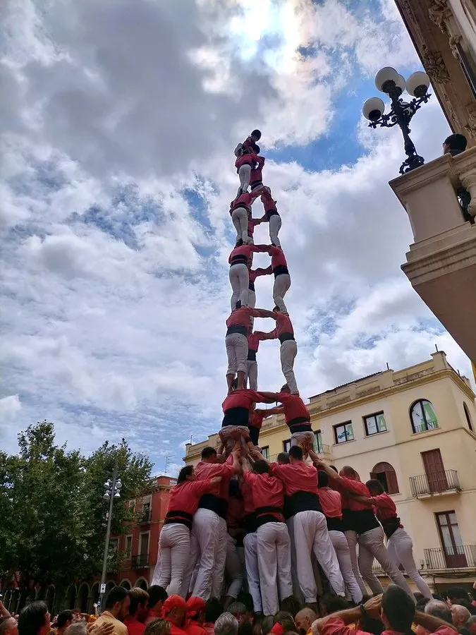 La Colla Vella recupera la confiança amb el 3de9 amb folre