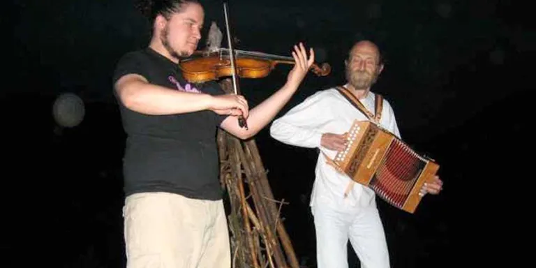 El duet La Sonsoni protagonitza el proper concert del Cicle Racons