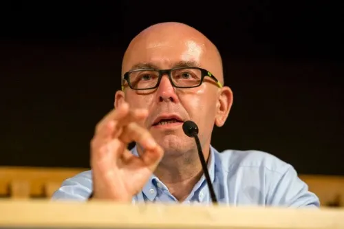 Gonzalo Boye presenta aquest dimarts a Cambrils el seu llibre ‘¿Cloacas? Sí, claro’