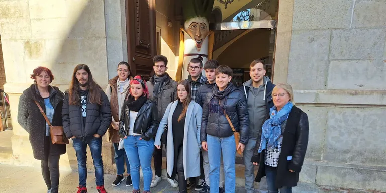 10 joves es beneficien a Valls del programa Primera Experiència Professional