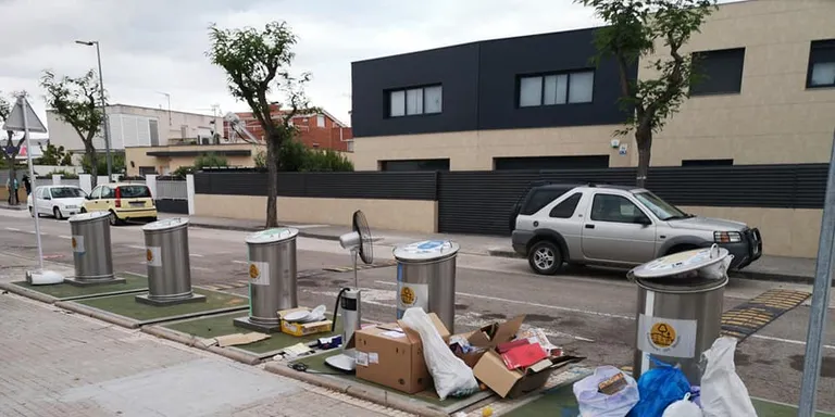 L'Ajuntament denuncia reiterats incompliments del contracte amb l'empresa que gestiona els residus al municipi