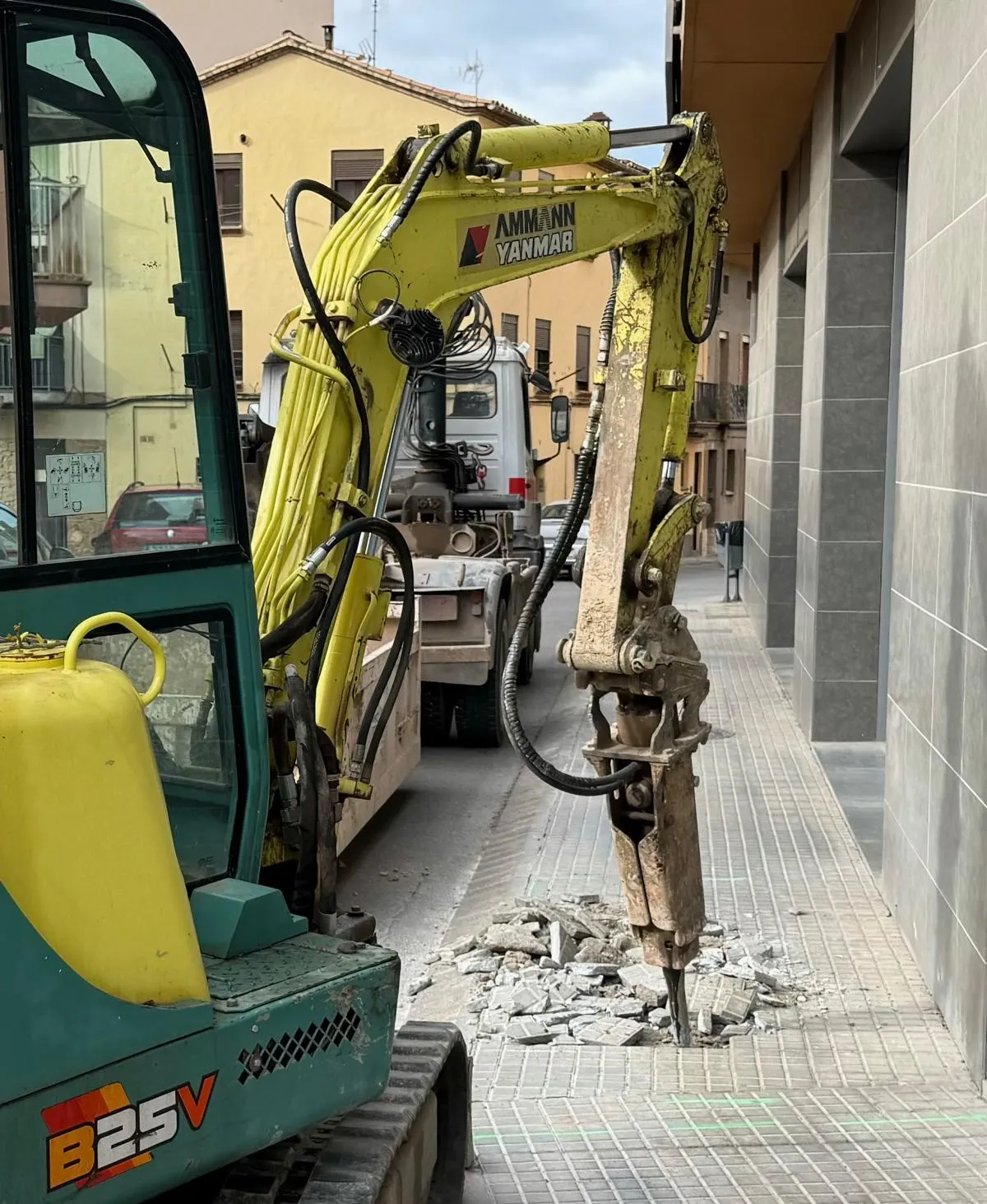 Solsona està immersa en la renovació de la xarxa d'aigua en baixa