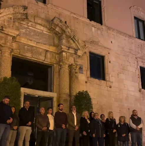 Torredembarra se suma a les mostres de condol per l'accident de Toledo