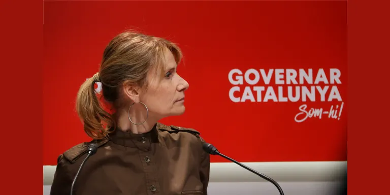 El PSC insisteix que l'acord inicial pel català és vàlid i que no renunciarà als "elements essencials"