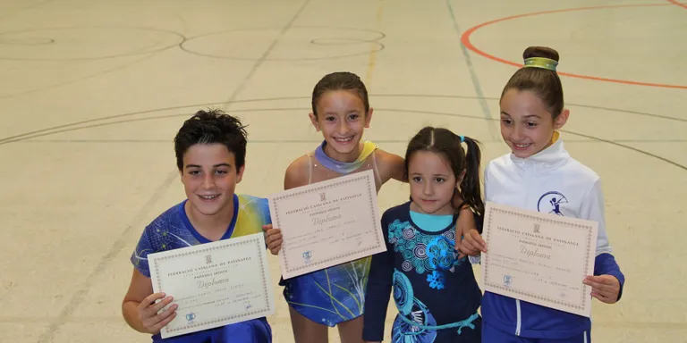 Nous certificats per a cinc patinadors del Club Hoquei Cadí Patinatge Artístic