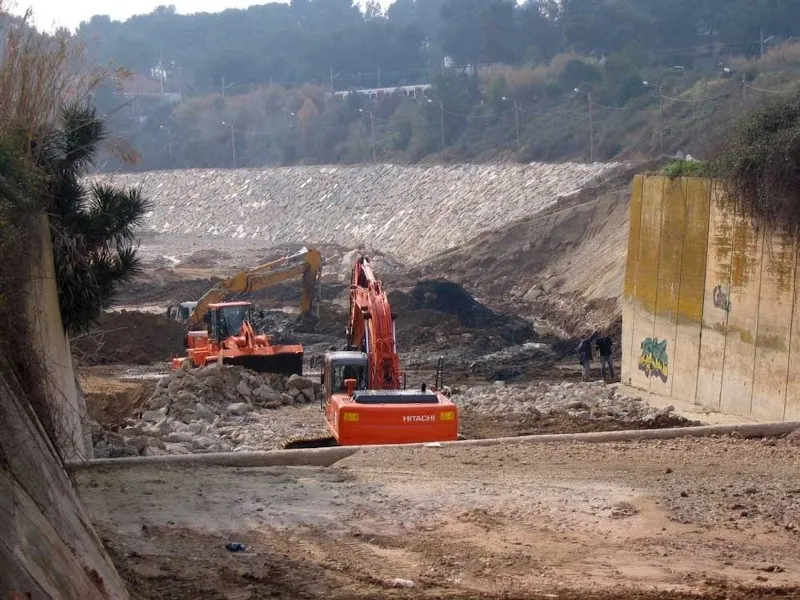 Actuació realitzada per l'empresa Calaf a la confluència de les 3 rieres