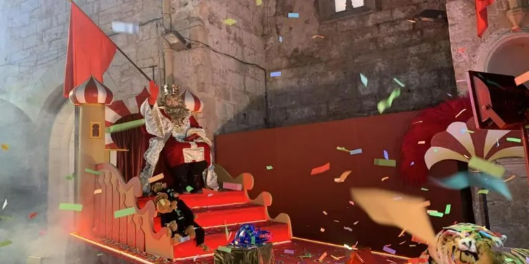 Arenys de Mar redueix en mig miler la població de coloms