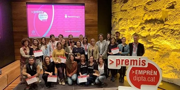 Els Premis Emprèn de la Diputació reconeixen l’aplicació ‘Gastrocat Experience’ de l’altafullenca Núria Barba