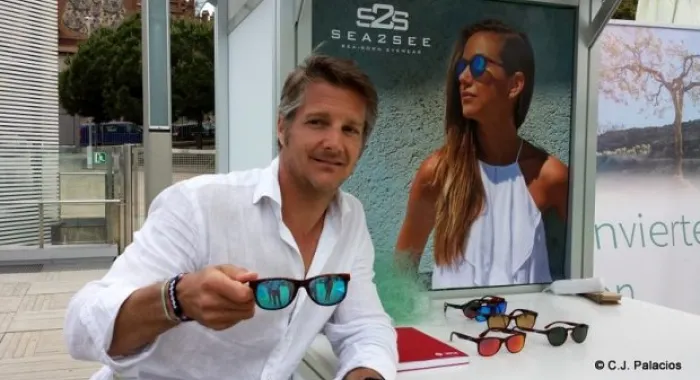 Fan ulleres de sol amb xarxes de pesca reciclades