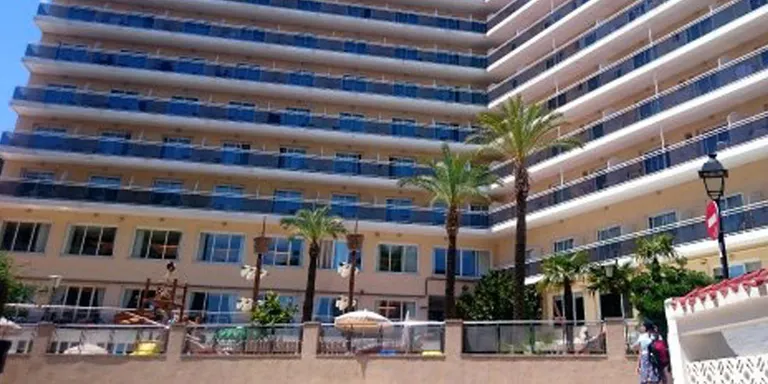 La Corporació comença a ingressar en un hotel de Calella els primers pacients lleus per Covid-19