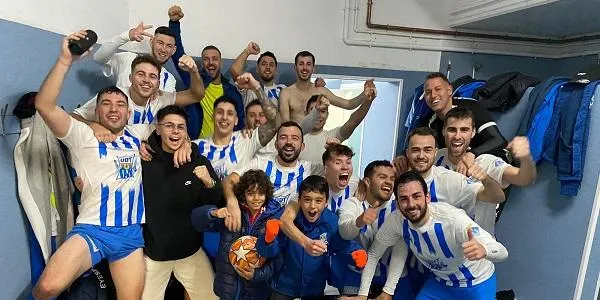 La Torre goleja al Llorenç i s’afegeix a la nòmina de candidats a l’ascens (4-1)