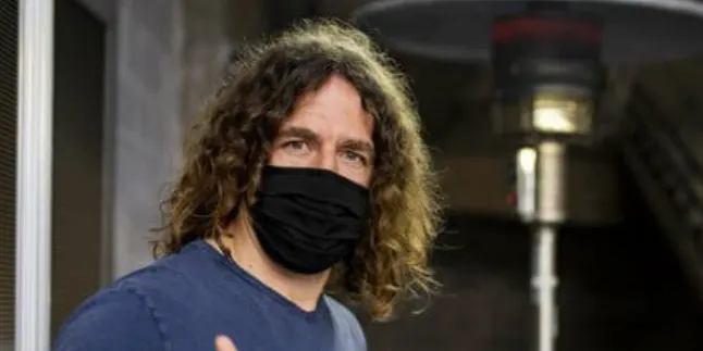 Carles Puyol celebra els 44