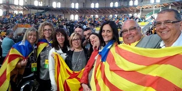 Altafulla i Salomó omplen tres autocars i mig per participar a la Diada de l’11 de setembre