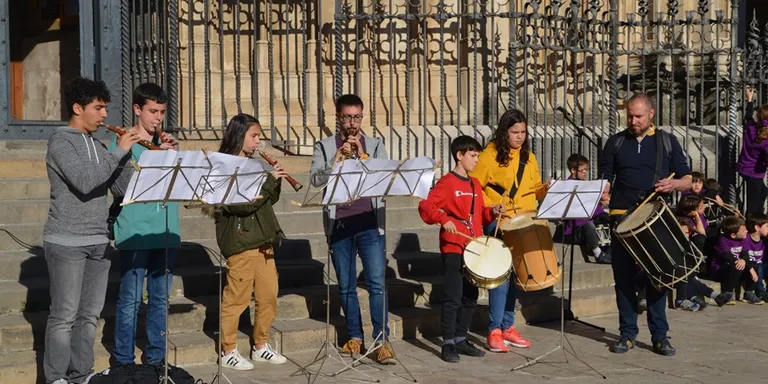 El Grup-Tradi de l'Escola de Música del Morell, present al Dia del Graller
