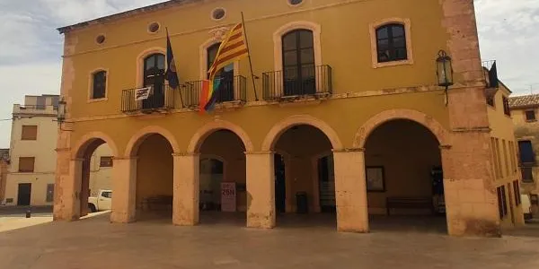 L'Ajuntament d'Altafulla dóna suport al Dia Internacional Contra l'Homofòbia: gaifòbia, lesbofòbia, transfòbia i bifòbia