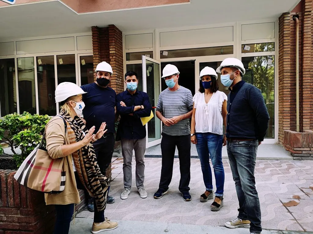 L’alcalde i part del govern han visitat les obres del nou centre Mossèn Galbany