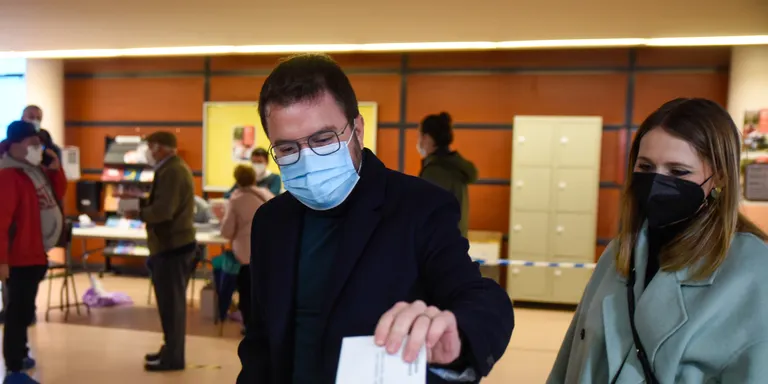 Aragonès fa una crida a omplir les urnes de "determinació" i "llibertat"