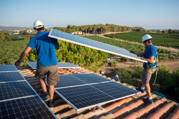 Taller d'autoconsum solar per a empreses al Centre Innova