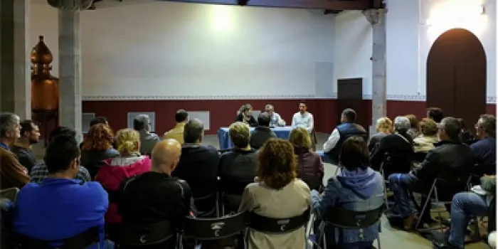 Unes 75 persones assisteixen a la reunió per organitzar actes per recaptar diners per la Fundació Sant Joan de Déu