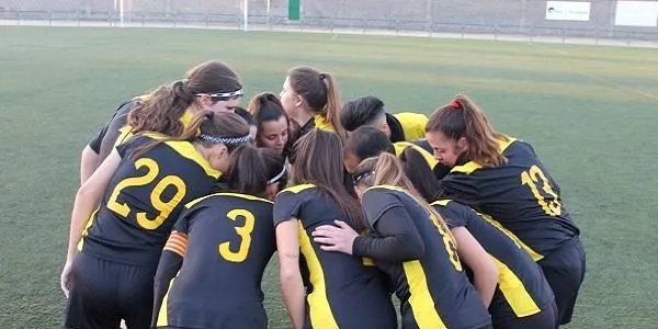 El Sènior Femení torna a calçar-se les botes quinze dies després per visitar la Floresta