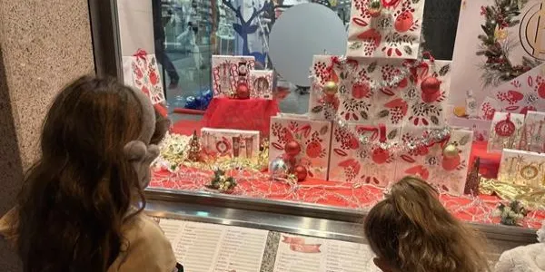 Obertes les inscripcions per als comerços per participar a la Gimcana dels aparadors de Nadal de Torredembarra