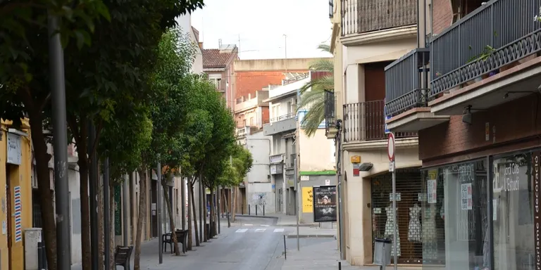 Talls puntuals al carrer Maximí Fornés avui al matí