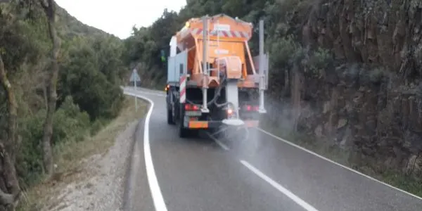 La Diputació de Tarragona intensifica les tasques de gestió preventiva per minimitzar els efectes del fred a la xarxa viària