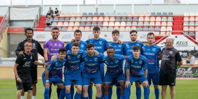 El Cambrils Unió encaixa una golejada al camp del Reddis i es complica encara més la permanència