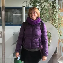 Entrevistes de la Justa del 25/11/2021 — Entrevista sobre violència masclista: assistència jurídica, vies d’actuació i empoderament amb l’advocada Desiree Slauca - episode art