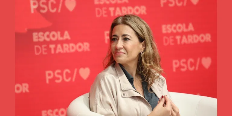 La Moncloa està disposada a parlar de nou sobre l'ampliació del Prat però demana un consens previ entre ERC i Junts