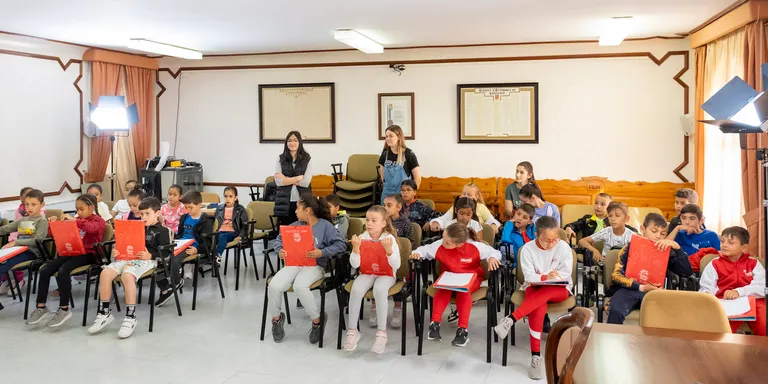Alumnes de 4t de primària de l’escola Centcelles fan una visita a l’Ajuntament