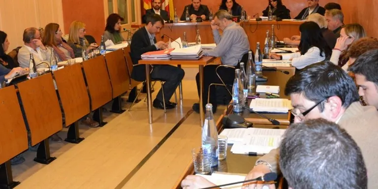 El ple municipal dóna suport a les reivindicacions dels treballadors del Consorci Sanitari de Terrassa (CST)